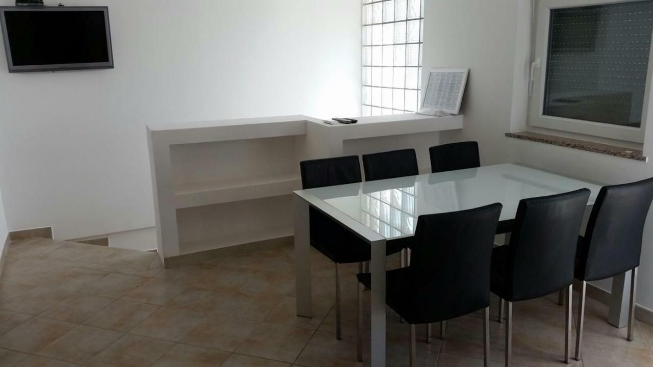 Nogic Apartman Peroj